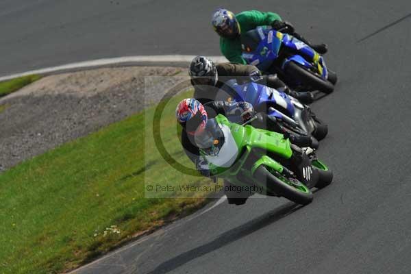 Mallory park Leicestershire;Mallory park photographs;Motorcycle action photographs;Trackday digital images;event digital images;eventdigitalimages;mallory park;no limits trackday;peter wileman photography;trackday;trackday photos