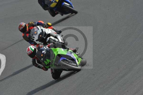 Mallory park Leicestershire;Mallory park photographs;Motorcycle action photographs;Trackday digital images;event digital images;eventdigitalimages;mallory park;no limits trackday;peter wileman photography;trackday;trackday photos