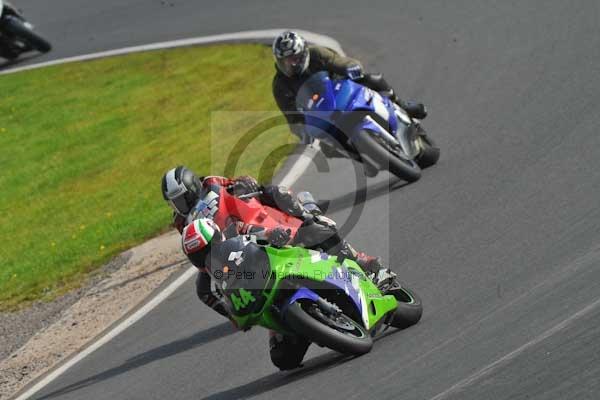 Mallory park Leicestershire;Mallory park photographs;Motorcycle action photographs;Trackday digital images;event digital images;eventdigitalimages;mallory park;no limits trackday;peter wileman photography;trackday;trackday photos