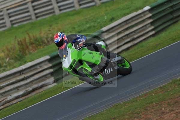 Mallory park Leicestershire;Mallory park photographs;Motorcycle action photographs;Trackday digital images;event digital images;eventdigitalimages;mallory park;no limits trackday;peter wileman photography;trackday;trackday photos