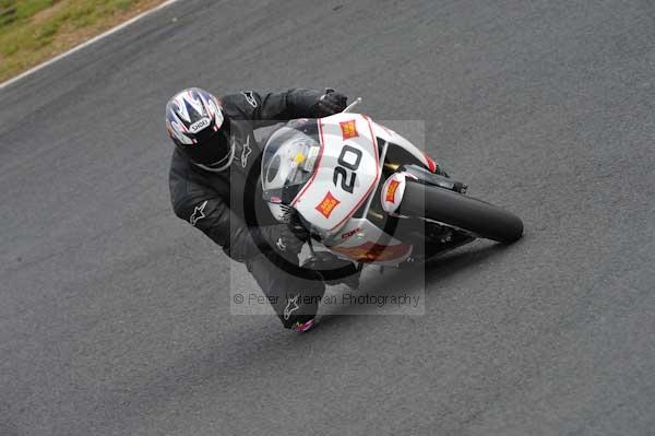 Mallory park Leicestershire;Mallory park photographs;Motorcycle action photographs;Trackday digital images;event digital images;eventdigitalimages;mallory park;no limits trackday;peter wileman photography;trackday;trackday photos