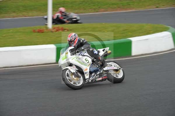 Mallory park Leicestershire;Mallory park photographs;Motorcycle action photographs;Trackday digital images;event digital images;eventdigitalimages;mallory park;no limits trackday;peter wileman photography;trackday;trackday photos