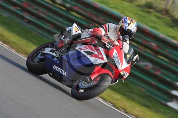 Mallory park Leicestershire;Mallory park photographs;Motorcycle action photographs;Trackday digital images;event digital images;eventdigitalimages;mallory park;no limits trackday;peter wileman photography;trackday;trackday photos