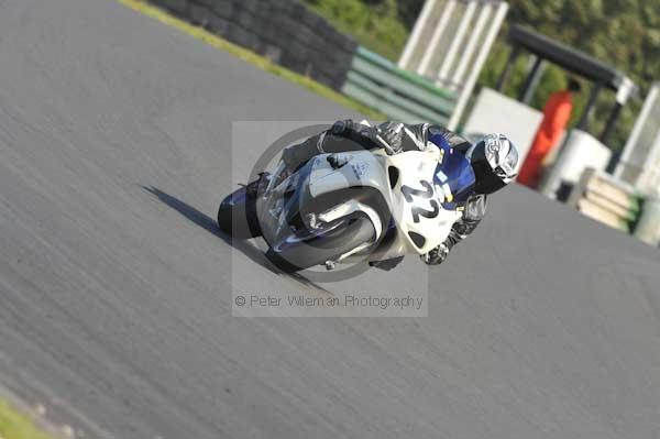 Mallory park Leicestershire;Mallory park photographs;Motorcycle action photographs;Trackday digital images;event digital images;eventdigitalimages;mallory park;no limits trackday;peter wileman photography;trackday;trackday photos
