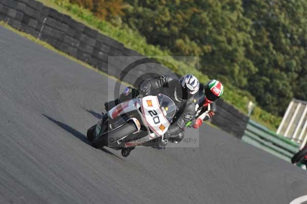 Mallory park Leicestershire;Mallory park photographs;Motorcycle action photographs;Trackday digital images;event digital images;eventdigitalimages;mallory park;no limits trackday;peter wileman photography;trackday;trackday photos