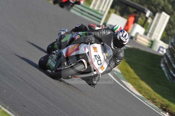 Mallory park Leicestershire;Mallory park photographs;Motorcycle action photographs;Trackday digital images;event digital images;eventdigitalimages;mallory park;no limits trackday;peter wileman photography;trackday;trackday photos