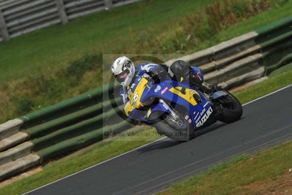 Mallory park Leicestershire;Mallory park photographs;Motorcycle action photographs;Trackday digital images;event digital images;eventdigitalimages;mallory park;no limits trackday;peter wileman photography;trackday;trackday photos