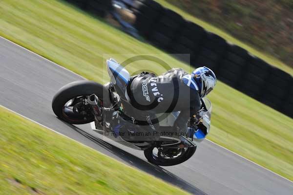 Mallory park Leicestershire;Mallory park photographs;Motorcycle action photographs;Trackday digital images;event digital images;eventdigitalimages;mallory park;no limits trackday;peter wileman photography;trackday;trackday photos