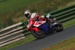 Mallory-park-Leicestershire;Mallory-park-photographs;Motorcycle-action-photographs;Trackday-digital-images;event-digital-images;eventdigitalimages;mallory-park;no-limits-trackday;peter-wileman-photography;trackday;trackday-photos