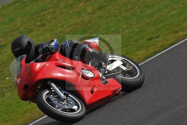 Mallory park Leicestershire;Mallory park photographs;Motorcycle action photographs;Trackday digital images;event digital images;eventdigitalimages;mallory park;no limits trackday;peter wileman photography;trackday;trackday photos