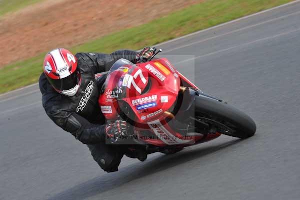 Mallory park Leicestershire;Mallory park photographs;Motorcycle action photographs;Trackday digital images;event digital images;eventdigitalimages;mallory park;no limits trackday;peter wileman photography;trackday;trackday photos