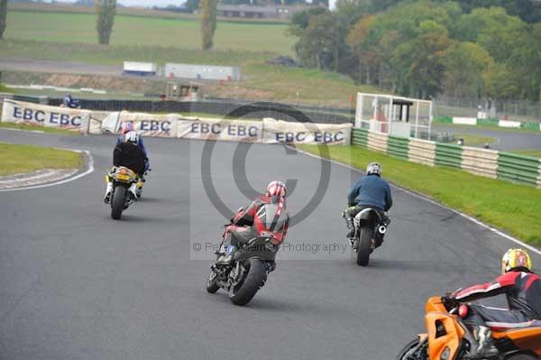 Mallory park Leicestershire;Mallory park photographs;Motorcycle action photographs;Trackday digital images;event digital images;eventdigitalimages;mallory park;no limits trackday;peter wileman photography;trackday;trackday photos