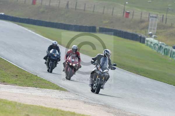 Mallory park Leicestershire;Mallory park photographs;Motorcycle action photographs;Trackday digital images;event digital images;eventdigitalimages;mallory park;no limits trackday;peter wileman photography;trackday;trackday photos