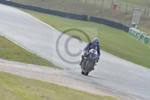Mallory park Leicestershire;Mallory park photographs;Motorcycle action photographs;Trackday digital images;event digital images;eventdigitalimages;mallory park;no limits trackday;peter wileman photography;trackday;trackday photos