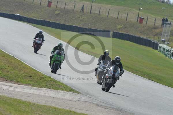 Mallory park Leicestershire;Mallory park photographs;Motorcycle action photographs;Trackday digital images;event digital images;eventdigitalimages;mallory park;no limits trackday;peter wileman photography;trackday;trackday photos