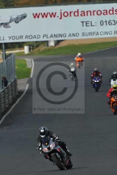 Mallory park Leicestershire;Mallory park photographs;Motorcycle action photographs;Trackday digital images;event digital images;eventdigitalimages;mallory park;no limits trackday;peter wileman photography;trackday;trackday photos