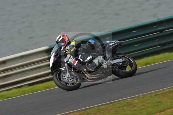 Mallory park Leicestershire;Mallory park photographs;Motorcycle action photographs;Trackday digital images;event digital images;eventdigitalimages;mallory park;no limits trackday;peter wileman photography;trackday;trackday photos
