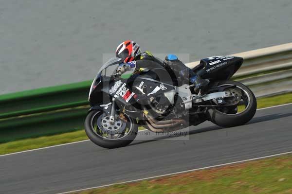 Mallory park Leicestershire;Mallory park photographs;Motorcycle action photographs;Trackday digital images;event digital images;eventdigitalimages;mallory park;no limits trackday;peter wileman photography;trackday;trackday photos