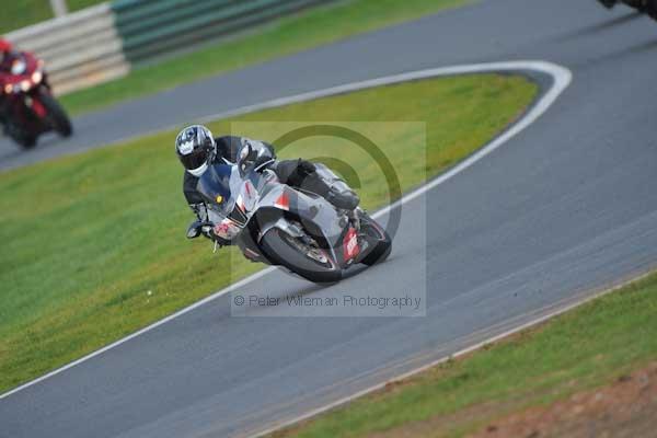 Mallory park Leicestershire;Mallory park photographs;Motorcycle action photographs;Trackday digital images;event digital images;eventdigitalimages;mallory park;no limits trackday;peter wileman photography;trackday;trackday photos
