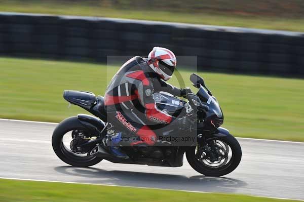 Mallory park Leicestershire;Mallory park photographs;Motorcycle action photographs;Trackday digital images;event digital images;eventdigitalimages;mallory park;no limits trackday;peter wileman photography;trackday;trackday photos