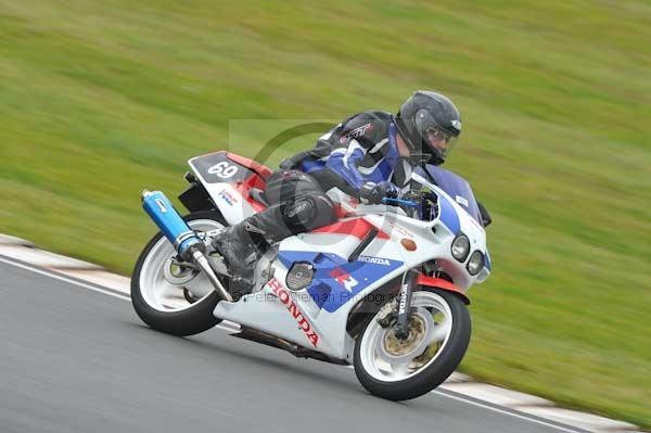 Mallory park Leicestershire;Mallory park photographs;Motorcycle action photographs;Trackday digital images;event digital images;eventdigitalimages;mallory park;no limits trackday;peter wileman photography;trackday;trackday photos
