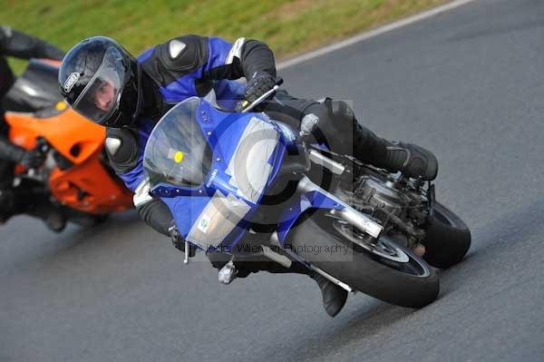 Mallory park Leicestershire;Mallory park photographs;Motorcycle action photographs;Trackday digital images;event digital images;eventdigitalimages;mallory park;no limits trackday;peter wileman photography;trackday;trackday photos