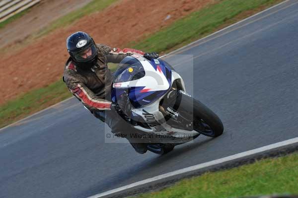 Mallory park Leicestershire;Mallory park photographs;Motorcycle action photographs;Trackday digital images;event digital images;eventdigitalimages;mallory park;no limits trackday;peter wileman photography;trackday;trackday photos