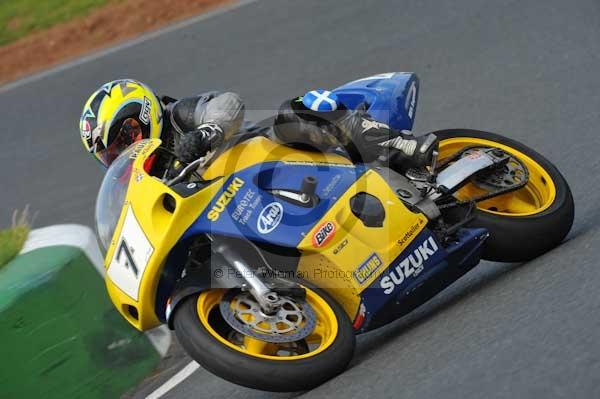 Mallory park Leicestershire;Mallory park photographs;Motorcycle action photographs;Trackday digital images;event digital images;eventdigitalimages;mallory park;no limits trackday;peter wileman photography;trackday;trackday photos