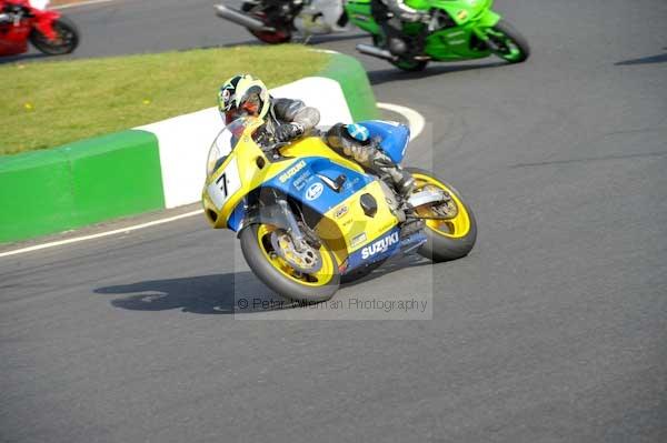 Mallory park Leicestershire;Mallory park photographs;Motorcycle action photographs;Trackday digital images;event digital images;eventdigitalimages;mallory park;no limits trackday;peter wileman photography;trackday;trackday photos