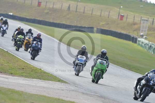 Mallory park Leicestershire;Mallory park photographs;Motorcycle action photographs;Trackday digital images;event digital images;eventdigitalimages;mallory park;no limits trackday;peter wileman photography;trackday;trackday photos