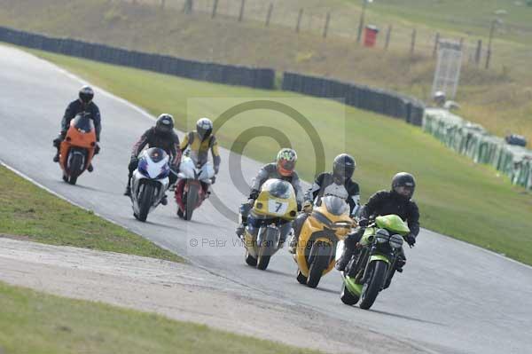 Mallory park Leicestershire;Mallory park photographs;Motorcycle action photographs;Trackday digital images;event digital images;eventdigitalimages;mallory park;no limits trackday;peter wileman photography;trackday;trackday photos