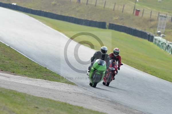 Mallory park Leicestershire;Mallory park photographs;Motorcycle action photographs;Trackday digital images;event digital images;eventdigitalimages;mallory park;no limits trackday;peter wileman photography;trackday;trackday photos