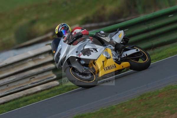 Mallory park Leicestershire;Mallory park photographs;Motorcycle action photographs;Trackday digital images;event digital images;eventdigitalimages;mallory park;no limits trackday;peter wileman photography;trackday;trackday photos