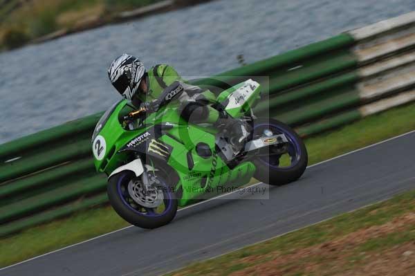 Mallory park Leicestershire;Mallory park photographs;Motorcycle action photographs;Trackday digital images;event digital images;eventdigitalimages;mallory park;no limits trackday;peter wileman photography;trackday;trackday photos