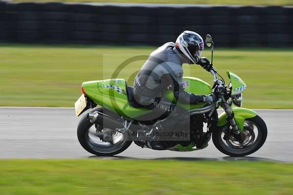 Mallory park Leicestershire;Mallory park photographs;Motorcycle action photographs;Trackday digital images;event digital images;eventdigitalimages;mallory park;no limits trackday;peter wileman photography;trackday;trackday photos
