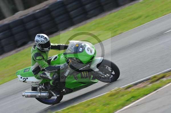 Mallory park Leicestershire;Mallory park photographs;Motorcycle action photographs;Trackday digital images;event digital images;eventdigitalimages;mallory park;no limits trackday;peter wileman photography;trackday;trackday photos