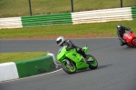 Mallory-park-Leicestershire;Mallory-park-photographs;Motorcycle-action-photographs;Trackday-digital-images;event-digital-images;eventdigitalimages;mallory-park;no-limits-trackday;peter-wileman-photography;trackday;trackday-photos