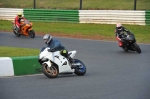 Mallory-park-Leicestershire;Mallory-park-photographs;Motorcycle-action-photographs;Trackday-digital-images;event-digital-images;eventdigitalimages;mallory-park;no-limits-trackday;peter-wileman-photography;trackday;trackday-photos