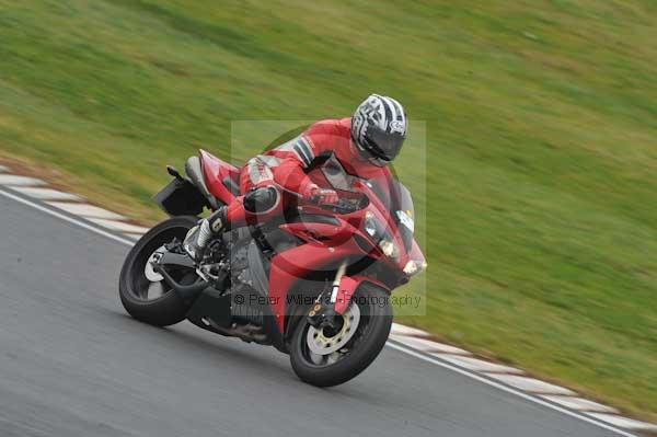 Mallory park Leicestershire;Mallory park photographs;Motorcycle action photographs;Trackday digital images;event digital images;eventdigitalimages;mallory park;no limits trackday;peter wileman photography;trackday;trackday photos