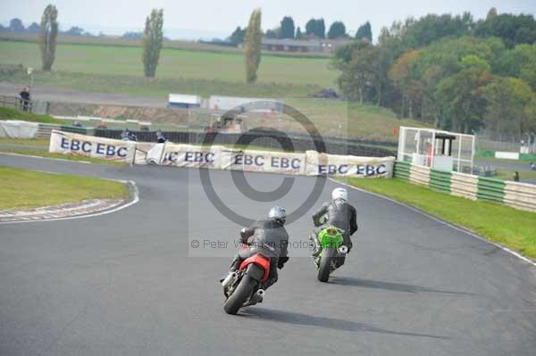 Mallory park Leicestershire;Mallory park photographs;Motorcycle action photographs;Trackday digital images;event digital images;eventdigitalimages;mallory park;no limits trackday;peter wileman photography;trackday;trackday photos