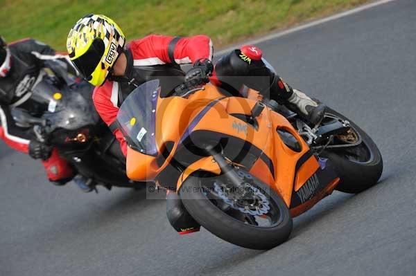 Mallory park Leicestershire;Mallory park photographs;Motorcycle action photographs;Trackday digital images;event digital images;eventdigitalimages;mallory park;no limits trackday;peter wileman photography;trackday;trackday photos