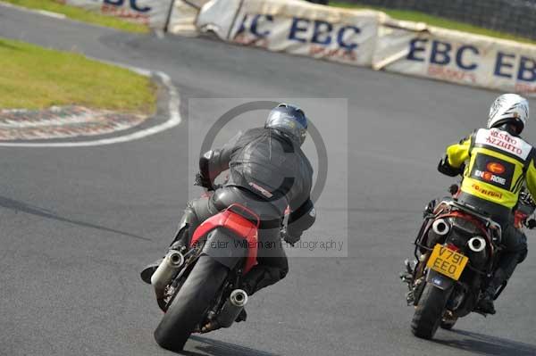 Mallory park Leicestershire;Mallory park photographs;Motorcycle action photographs;Trackday digital images;event digital images;eventdigitalimages;mallory park;no limits trackday;peter wileman photography;trackday;trackday photos