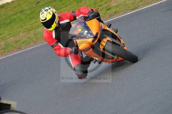 Mallory park Leicestershire;Mallory park photographs;Motorcycle action photographs;Trackday digital images;event digital images;eventdigitalimages;mallory park;no limits trackday;peter wileman photography;trackday;trackday photos