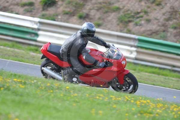 Mallory park Leicestershire;Mallory park photographs;Motorcycle action photographs;Trackday digital images;event digital images;eventdigitalimages;mallory park;no limits trackday;peter wileman photography;trackday;trackday photos