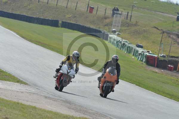 Mallory park Leicestershire;Mallory park photographs;Motorcycle action photographs;Trackday digital images;event digital images;eventdigitalimages;mallory park;no limits trackday;peter wileman photography;trackday;trackday photos