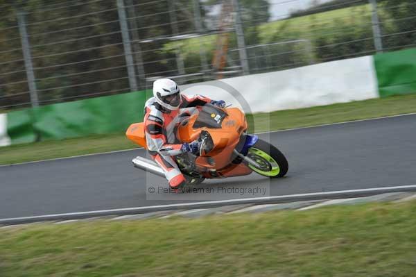 Mallory park Leicestershire;Mallory park photographs;Motorcycle action photographs;Trackday digital images;event digital images;eventdigitalimages;mallory park;no limits trackday;peter wileman photography;trackday;trackday photos