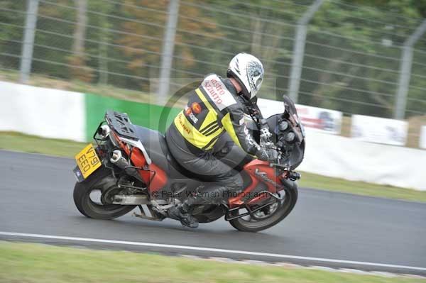 Mallory park Leicestershire;Mallory park photographs;Motorcycle action photographs;Trackday digital images;event digital images;eventdigitalimages;mallory park;no limits trackday;peter wileman photography;trackday;trackday photos