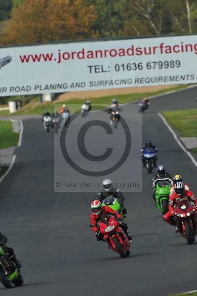 Mallory park Leicestershire;Mallory park photographs;Motorcycle action photographs;Trackday digital images;event digital images;eventdigitalimages;mallory park;no limits trackday;peter wileman photography;trackday;trackday photos