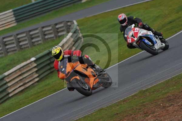 Mallory park Leicestershire;Mallory park photographs;Motorcycle action photographs;Trackday digital images;event digital images;eventdigitalimages;mallory park;no limits trackday;peter wileman photography;trackday;trackday photos