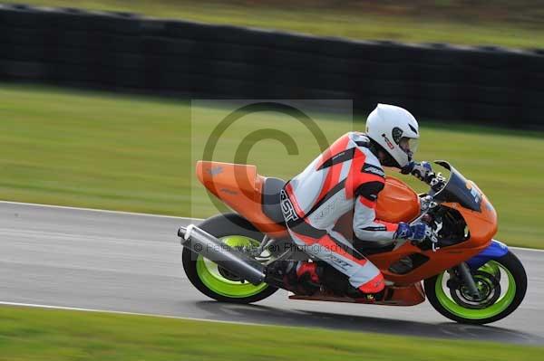 Mallory park Leicestershire;Mallory park photographs;Motorcycle action photographs;Trackday digital images;event digital images;eventdigitalimages;mallory park;no limits trackday;peter wileman photography;trackday;trackday photos